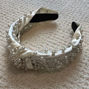 Chic Pearl-Studded Satin Headband